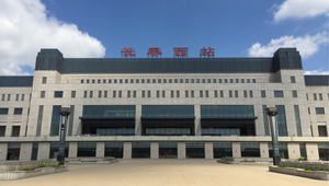 長(cháng)春西站高鐵燈箱廣告
